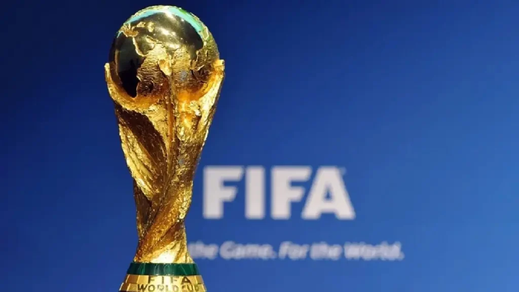 Le trophée de la Coupe du Monde