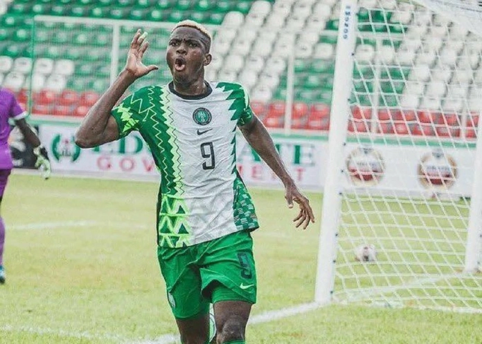 Osimhen (1) Victor Osimhen