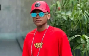 Inoss'B Wins Best Central African Artist