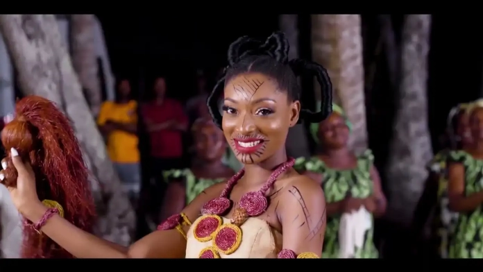 la-chanteuse-essy-ex-josee-de-latour-capture-grand-bereby-youtube la chanteuse Essy, ex-Josée De Latour