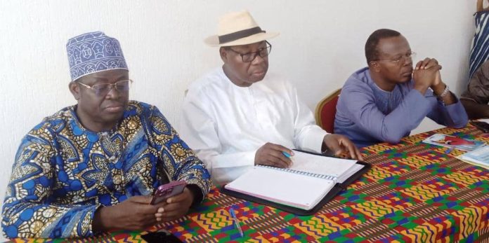 Boni Yayi au sÃ©minaire de formation des dÃ©putÃ©s du parti Les DÃ©mocrates