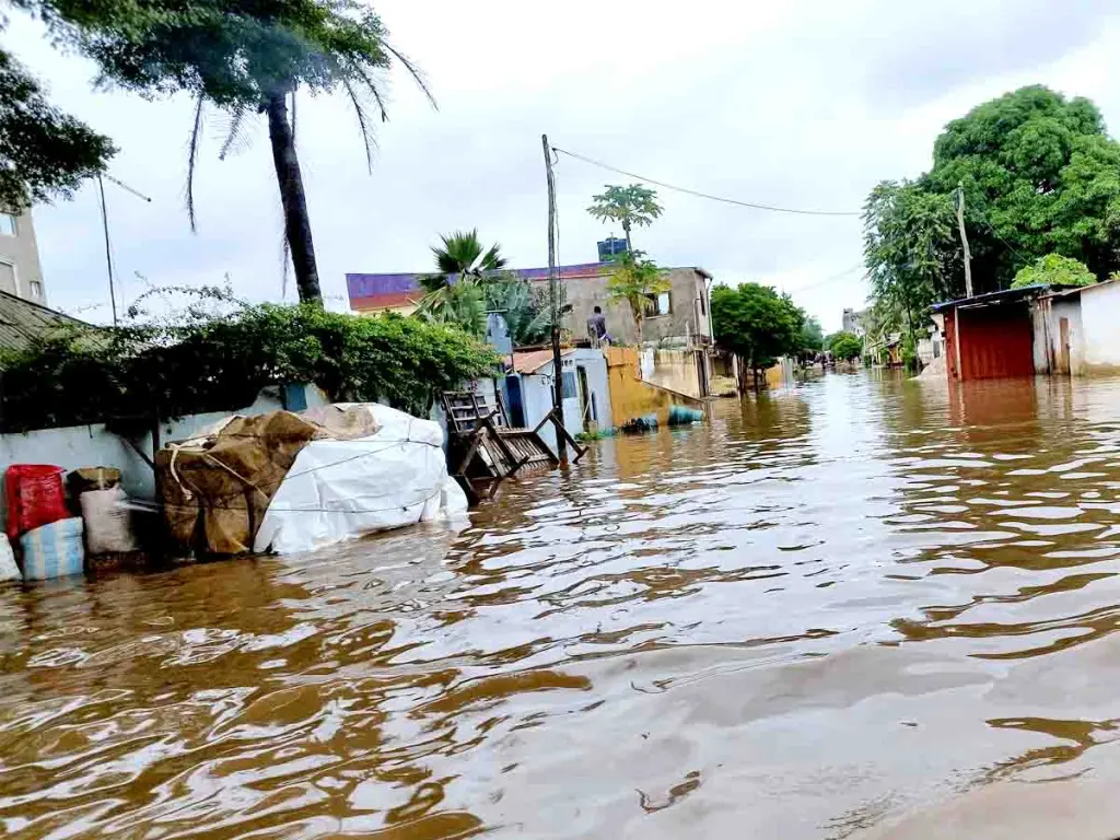 Inondations LomÃ©