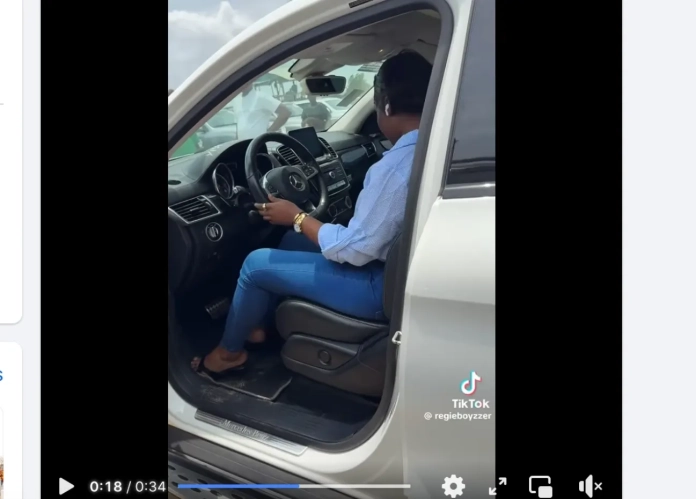Régie Boyzzer de son vrai nom Régina Capture d'écran