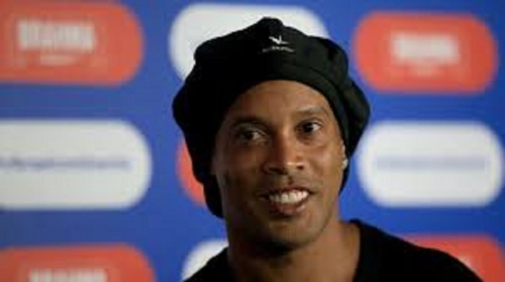 L'ancien attaquant brésilien Ronaldinho