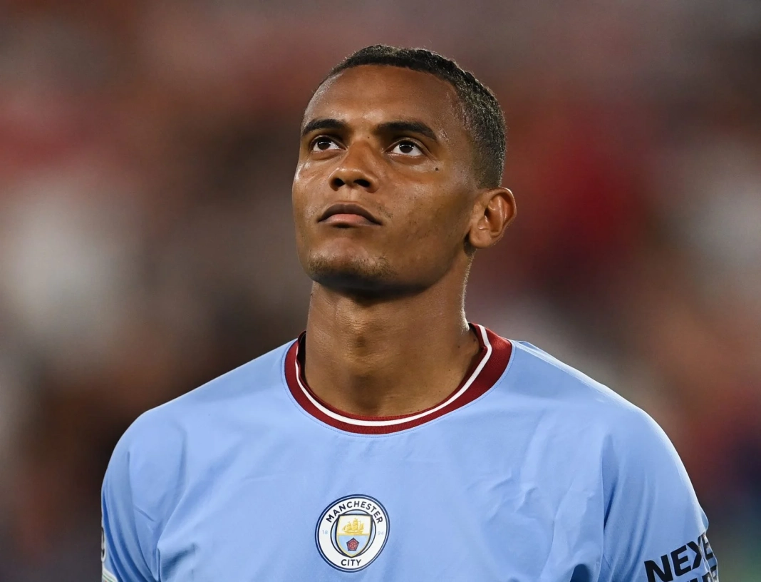 Le défenseur de Manchester City Manuel Akanji