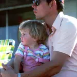 Un père avec sa fille, image d’illustration