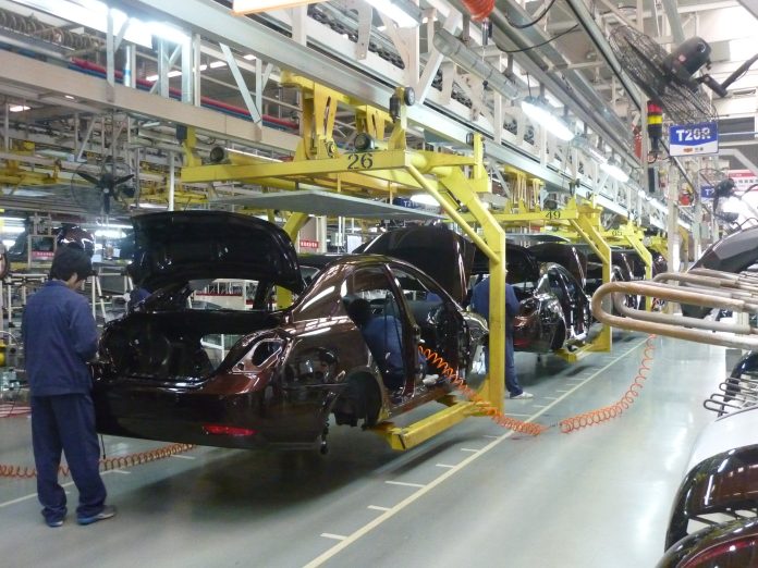 Illustration d’une chaîne d’assemblage automobile