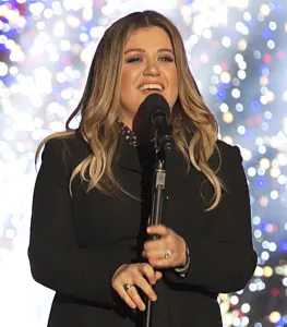 Kelly Clarkson lors du National Christmas Tree Lighting en 2016