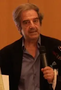Sid Ahmed Agoumi, comédien algérien
