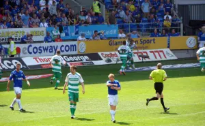 Adel Taarabt célèbre un but avec Queens Park Rangers en 2011