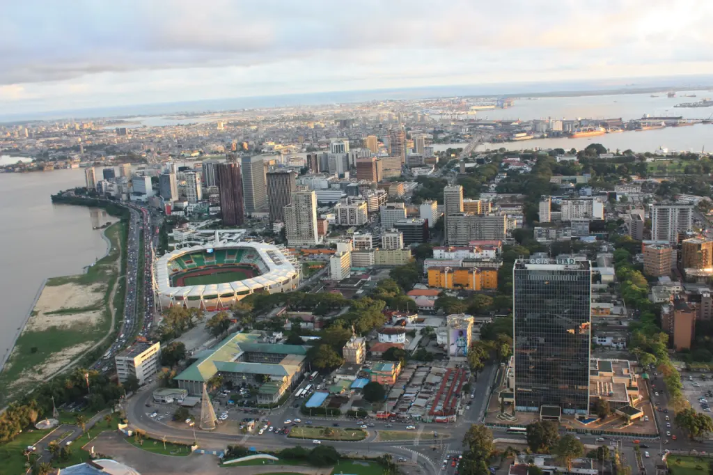Vue du quartier du Plateau à Abidjan