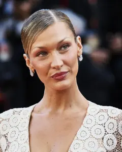 Bella Hadid au Festival de Cannes 2026