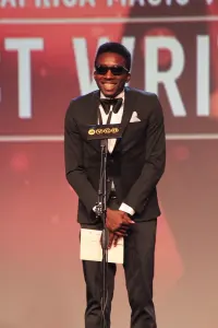 Bovi, humoriste nigérian, aux Africa Magic Viewers’ Choice Awards 2014