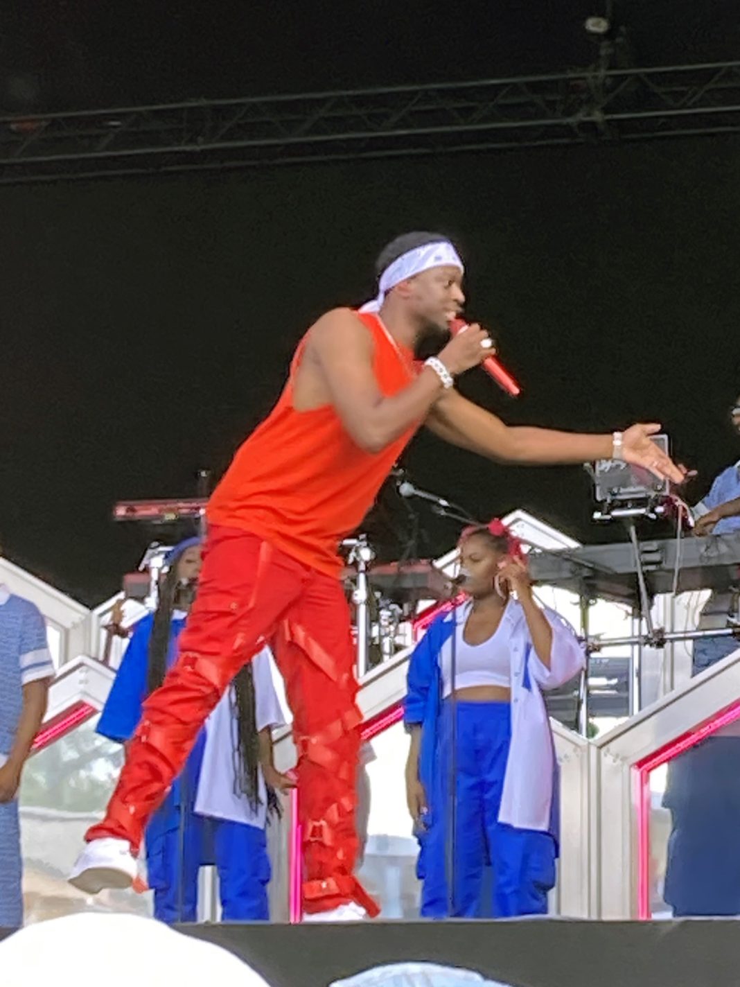 Dadju en concert au Venoge Festival en août 2022