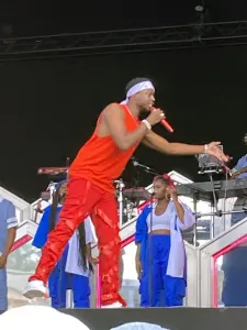 Dadju en concert au Venoge Festival en août 2022