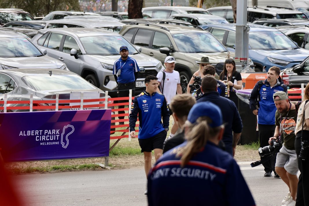 Isack Hadjar avec Red Bull lors du Grand Prix d’Australie 2026