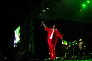 KS Bloom sur scène au FEMUA 15 à Abidjan en avril 2023
