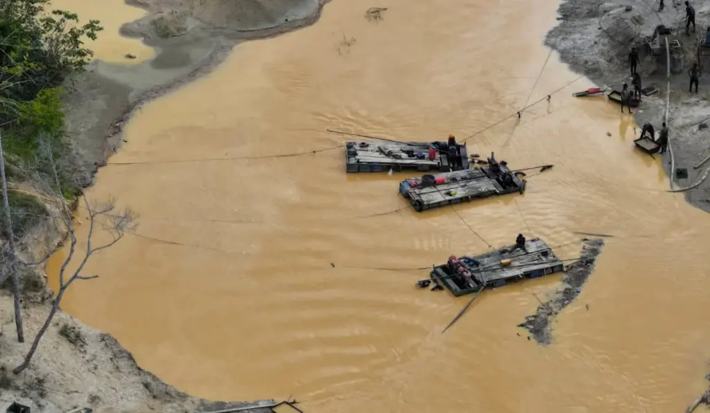 Opération de la BSSI sur la rivière Boin