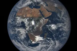 La Terre et l’Afrique vues depuis l’espace par le satellite DSCOVR