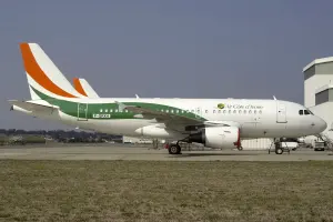 Airbus A319 d’Air Côte d’Ivoire stationné sur un tarmac
