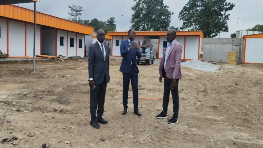 Centre d’immatriculation accélérée des véhicules neufs à Treichville