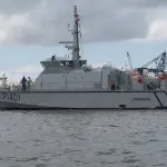 Le patrouilleur L’Émergence de la Marine ivoirienne en mer